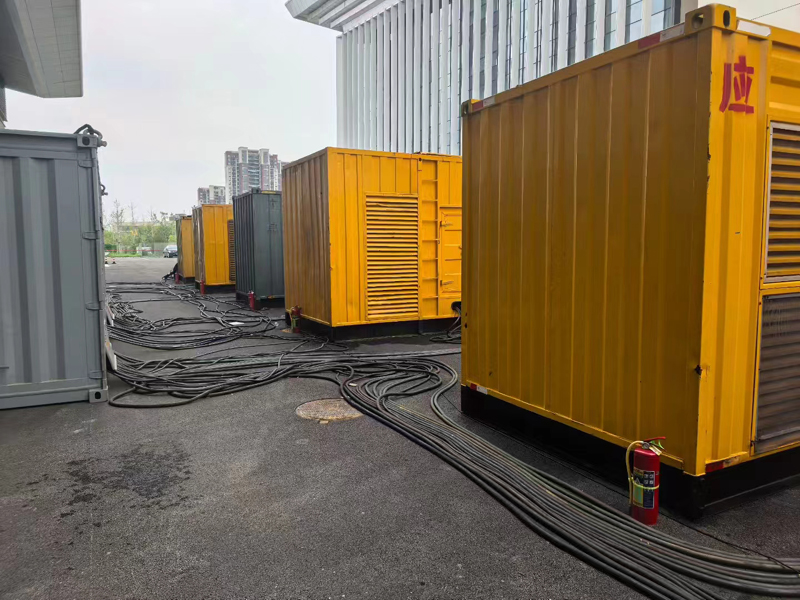 龙山不同季节柴油发电机组保养有哪些注意事项？