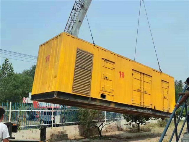 龙山300KW柴油发电机组油耗是多少?